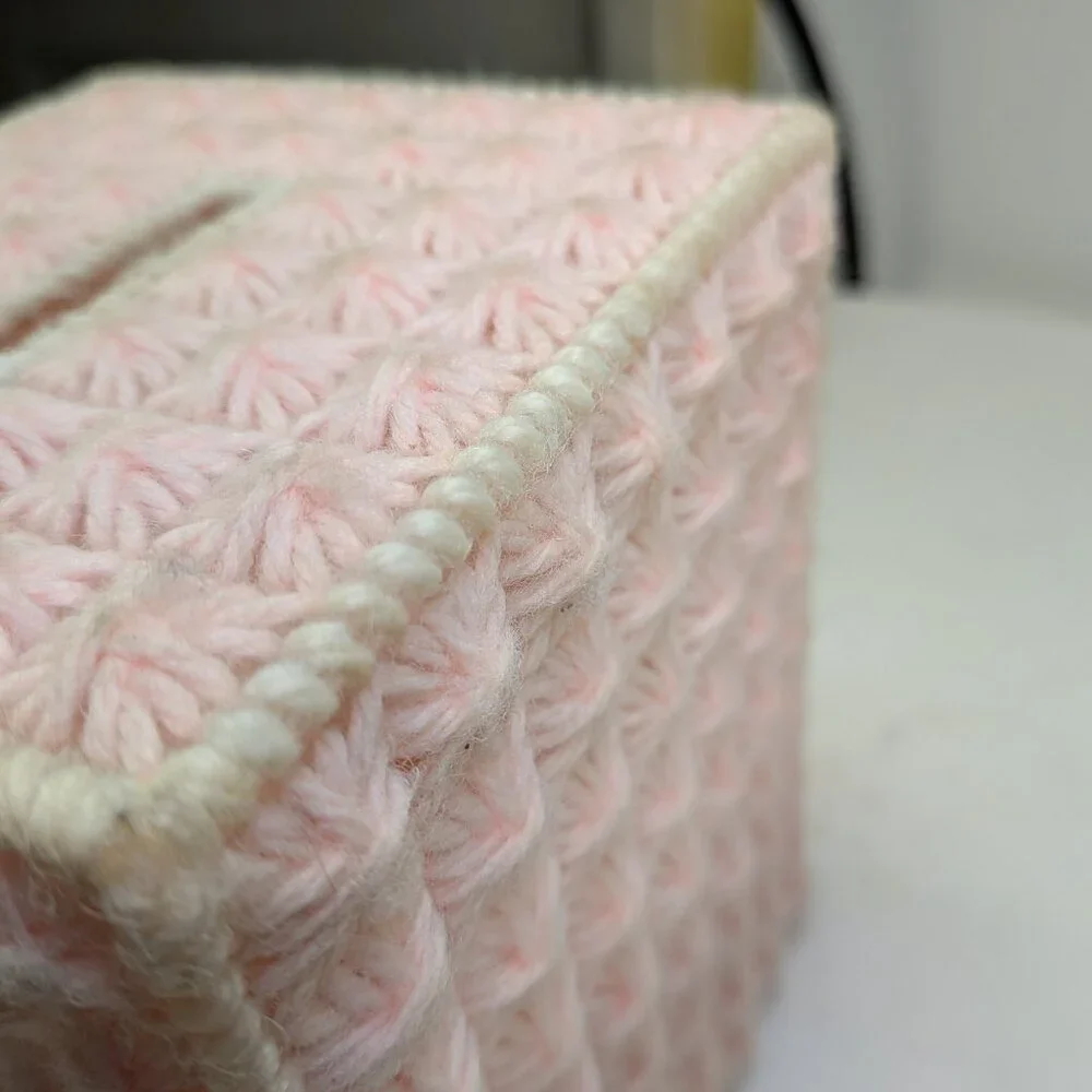 Vintage Pink plastic canvas tissue box cover